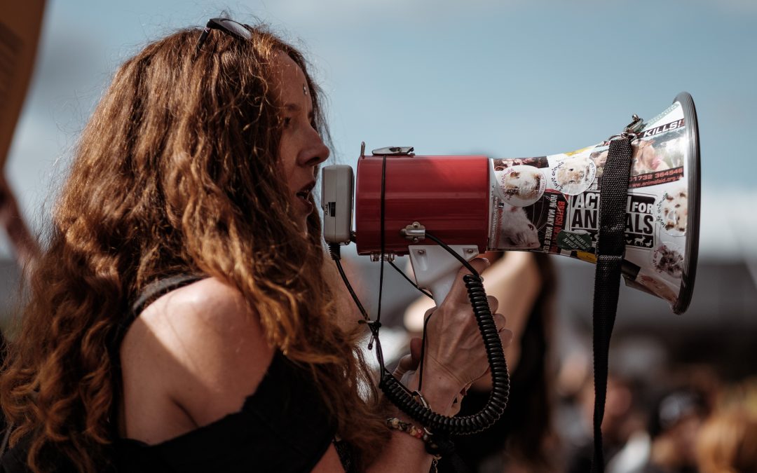 Cuida tus cuerdas vocales