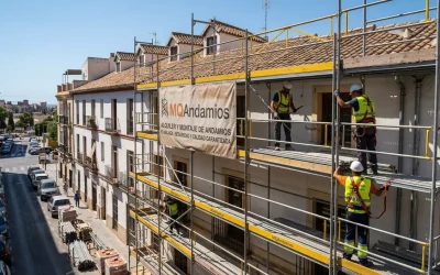 Inicio 5 Guía técnica sobre el alquiler de andamios en Málaga para proyectos de construcción